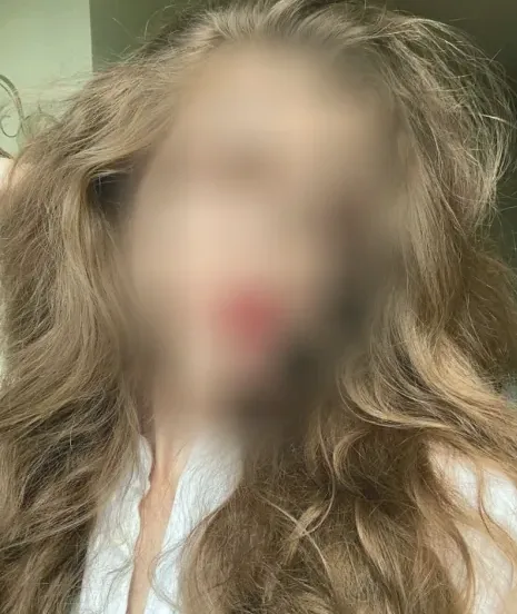 Leyla, 20