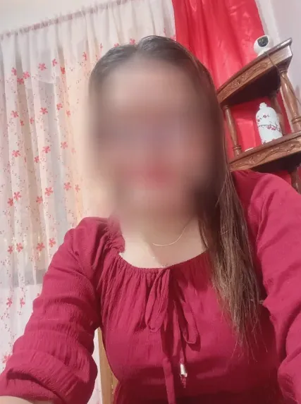 Maud, 38