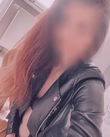 Norah, 24