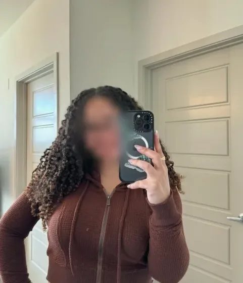 Shania, 31