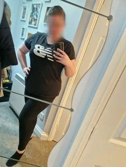 Sofia, 36