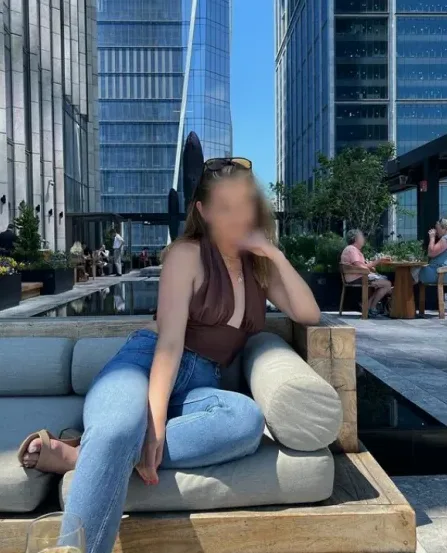 Soukaina, 31