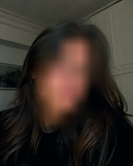 Zoe, 30